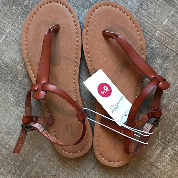 Camel brown leather strap sandal - Picture 3 of 4